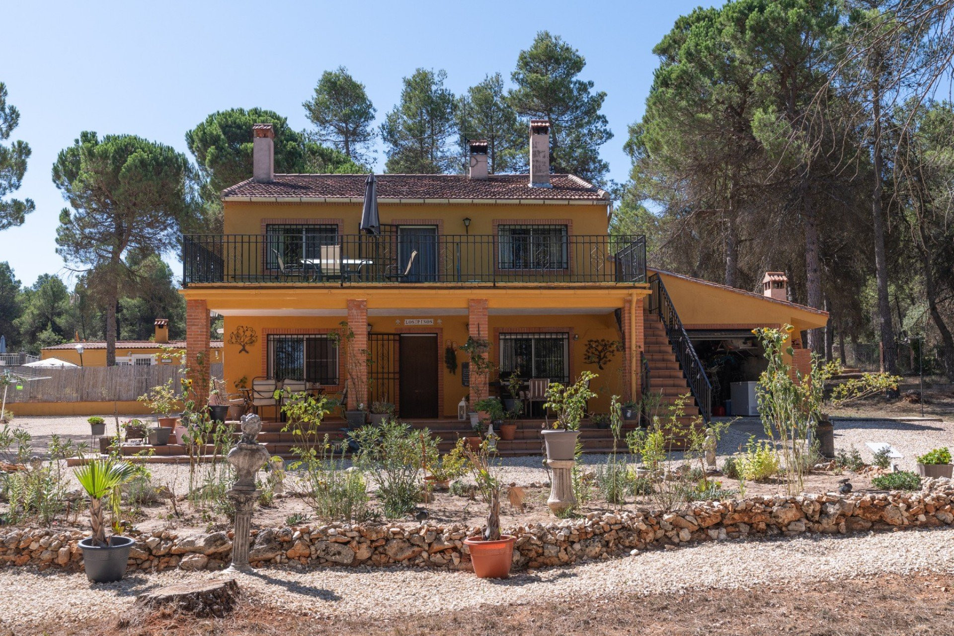 House in Bocairent - view 1