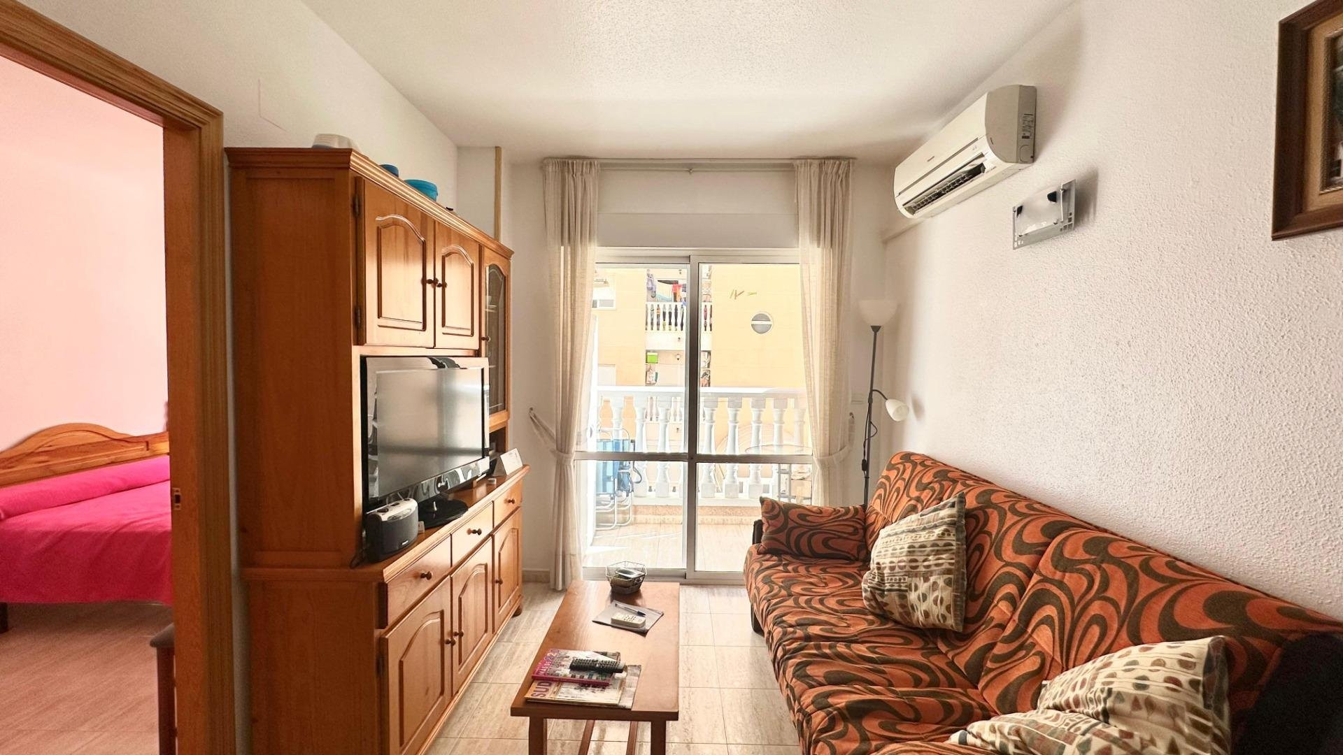 Apartment in Torrevieja - view 1