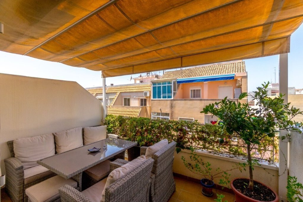 Apartment in Torrevieja - view 1