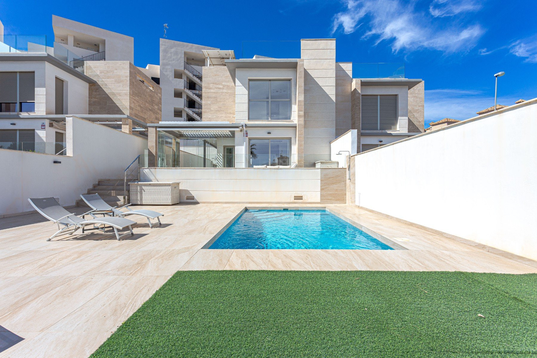 Villa in Urbanizacion los Balcones - view 1