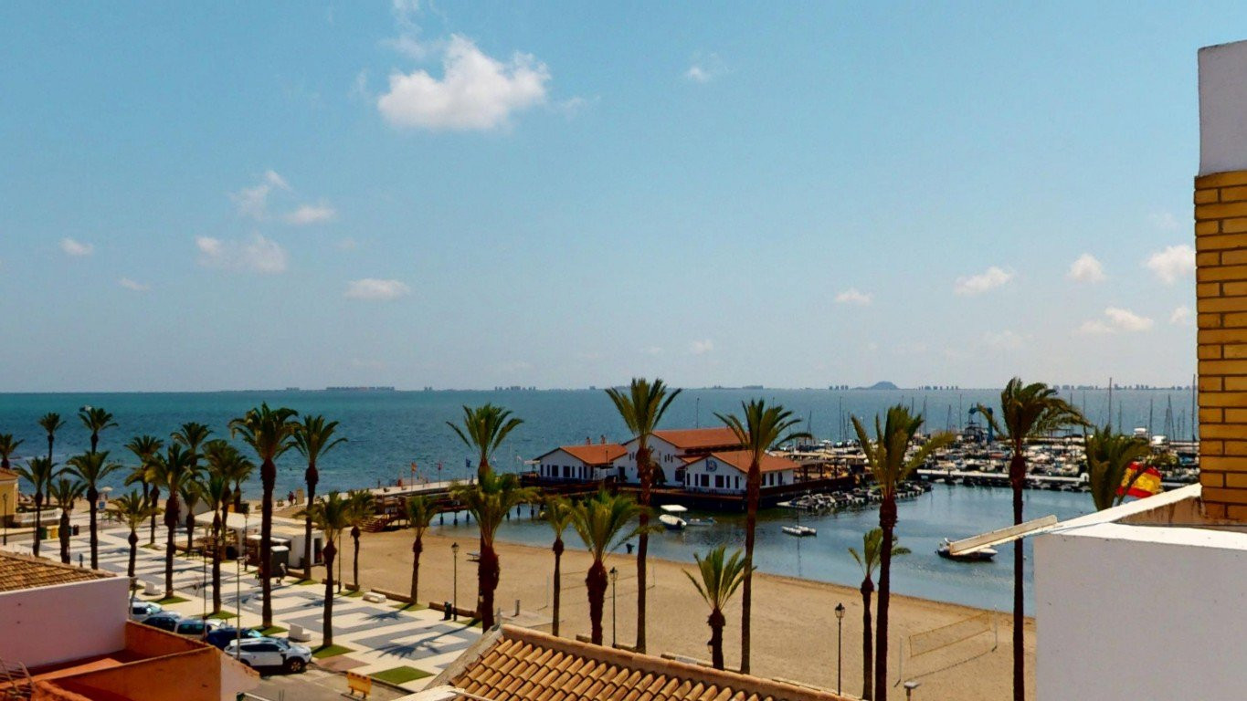 Apartment in Los Alcazares - view 1