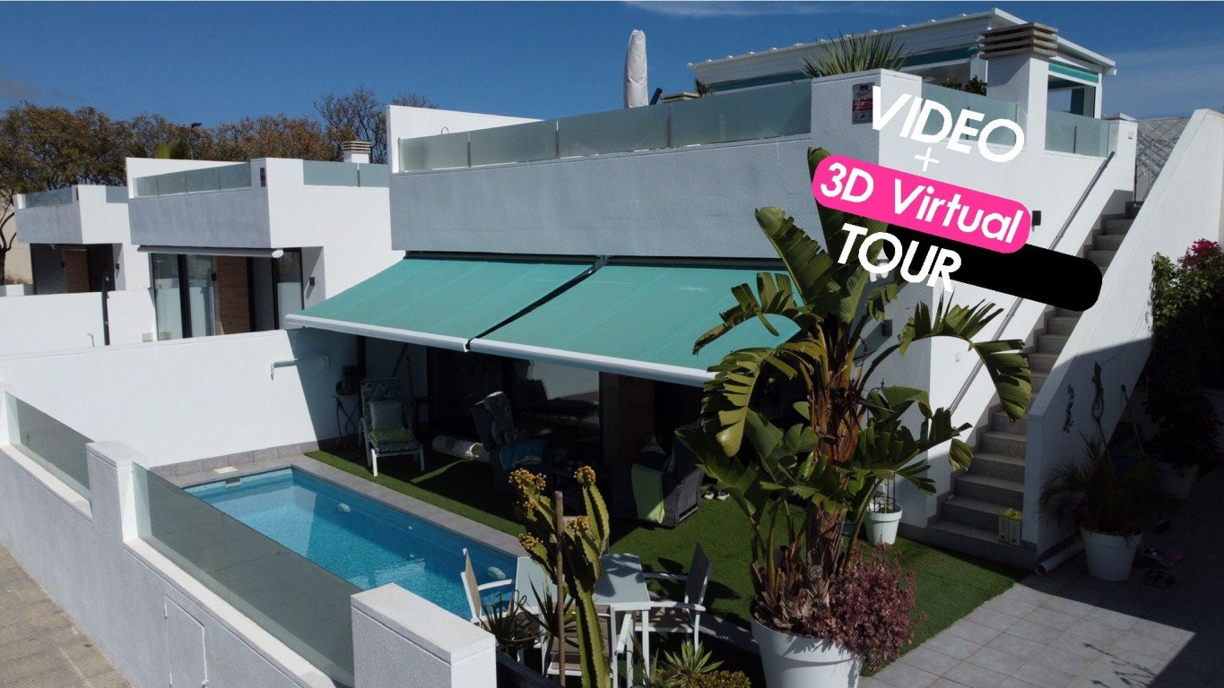 Villa in Los Alcazares - view 1