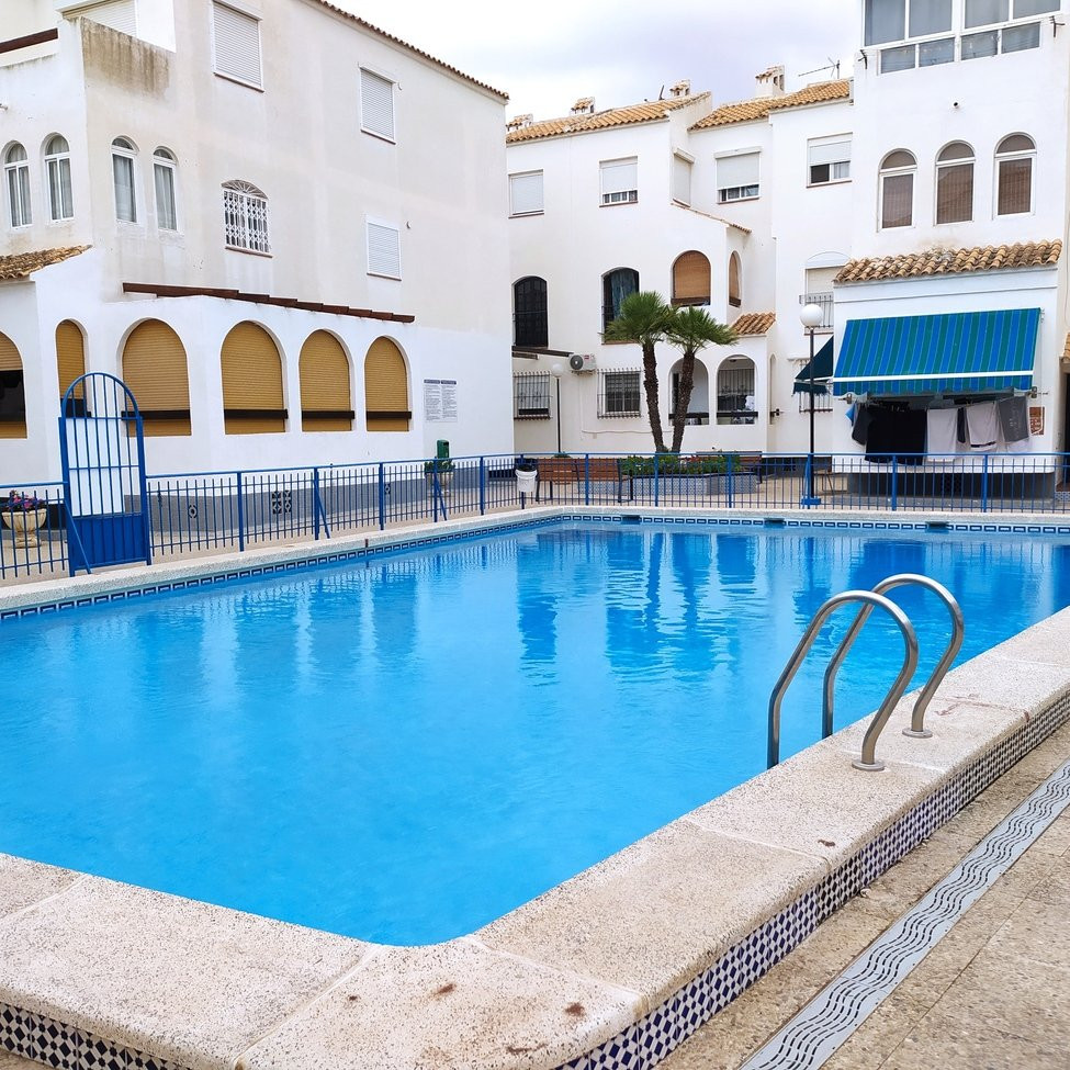 Apartment in Torrevieja - view 1