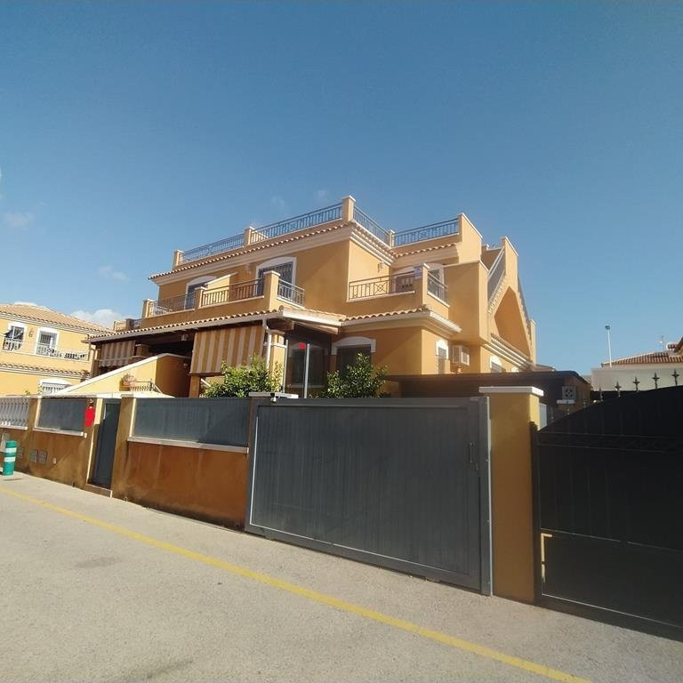 House in Torrevieja - view 1