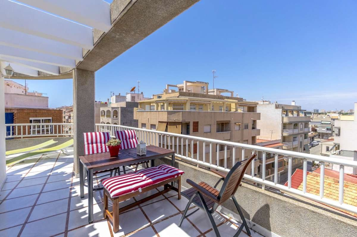 Apartment in Torrevieja - view 1