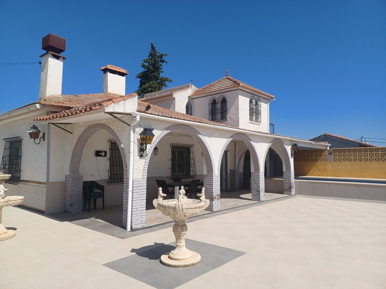 Villa in Los Martinez de Canadas de San Pedro - view 1