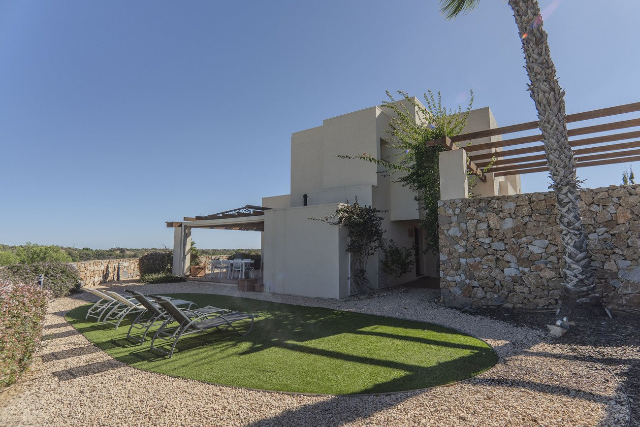 Villa in Alicante - view 1