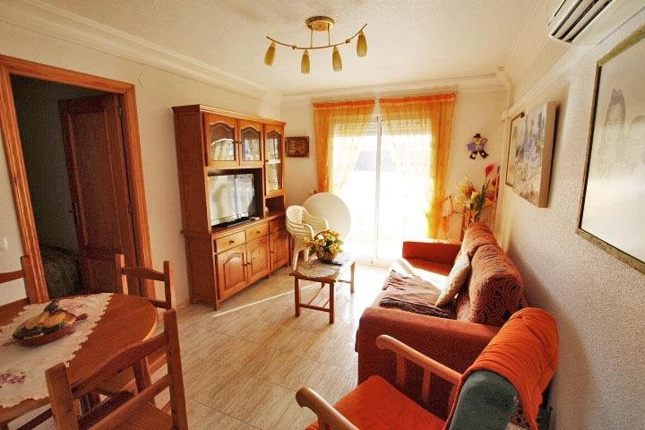 Apartment in Guardamar del Segura - view 1
