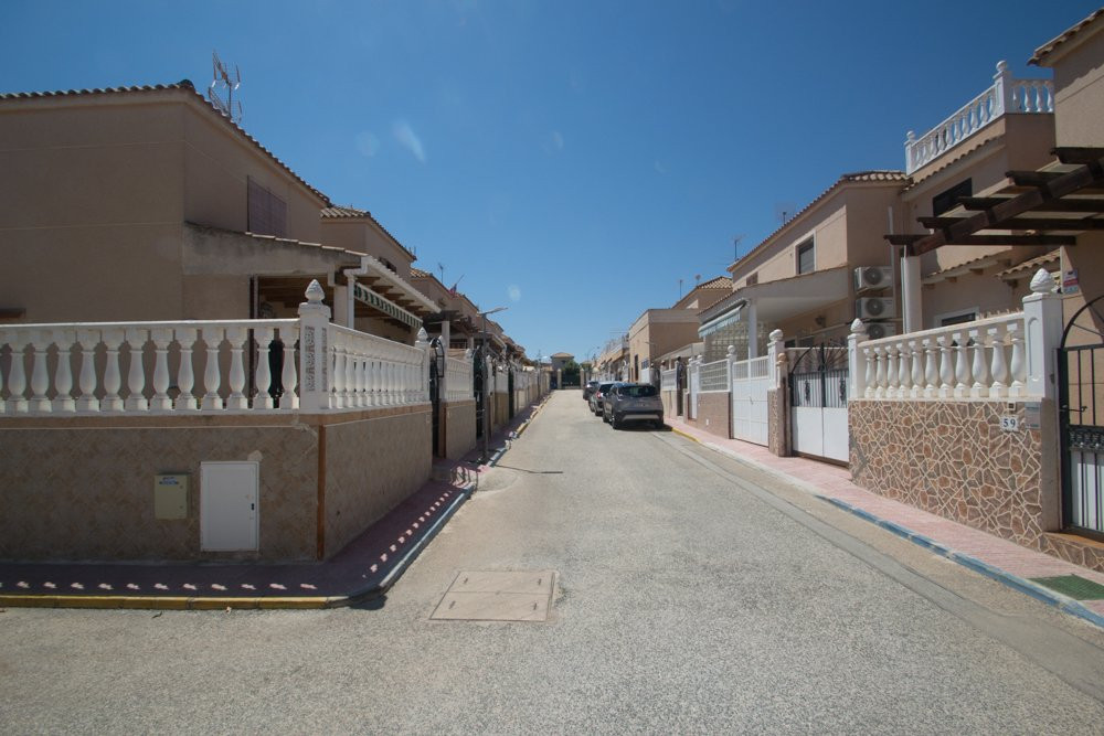 Apartment in Torrevieja - view 1