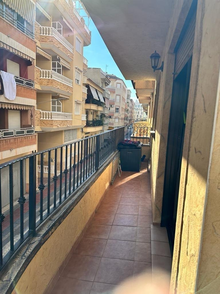Apartment in Guardamar del Segura - view 1
