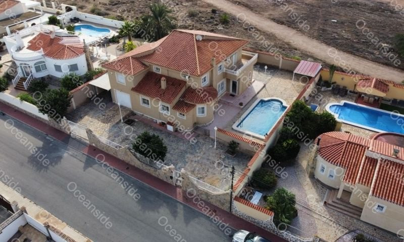 Villa in El Chaparral - view 1