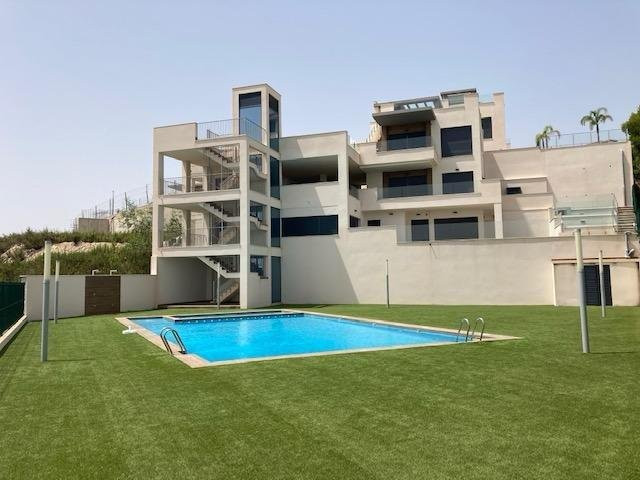 House in San Miguel de Salinas - view 1
