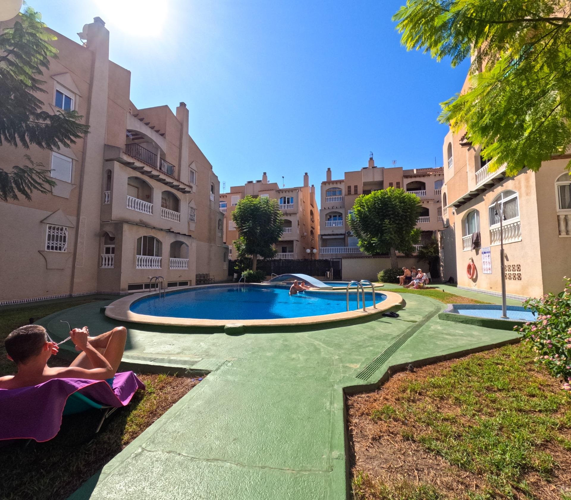 Apartment in Torrevieja - view 1