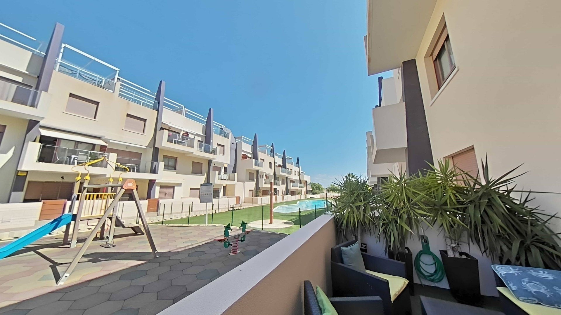 House in San Pedro del Pinatar - view 1