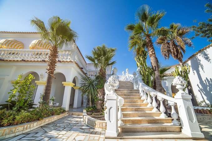 Villa in Orcheta - view 1