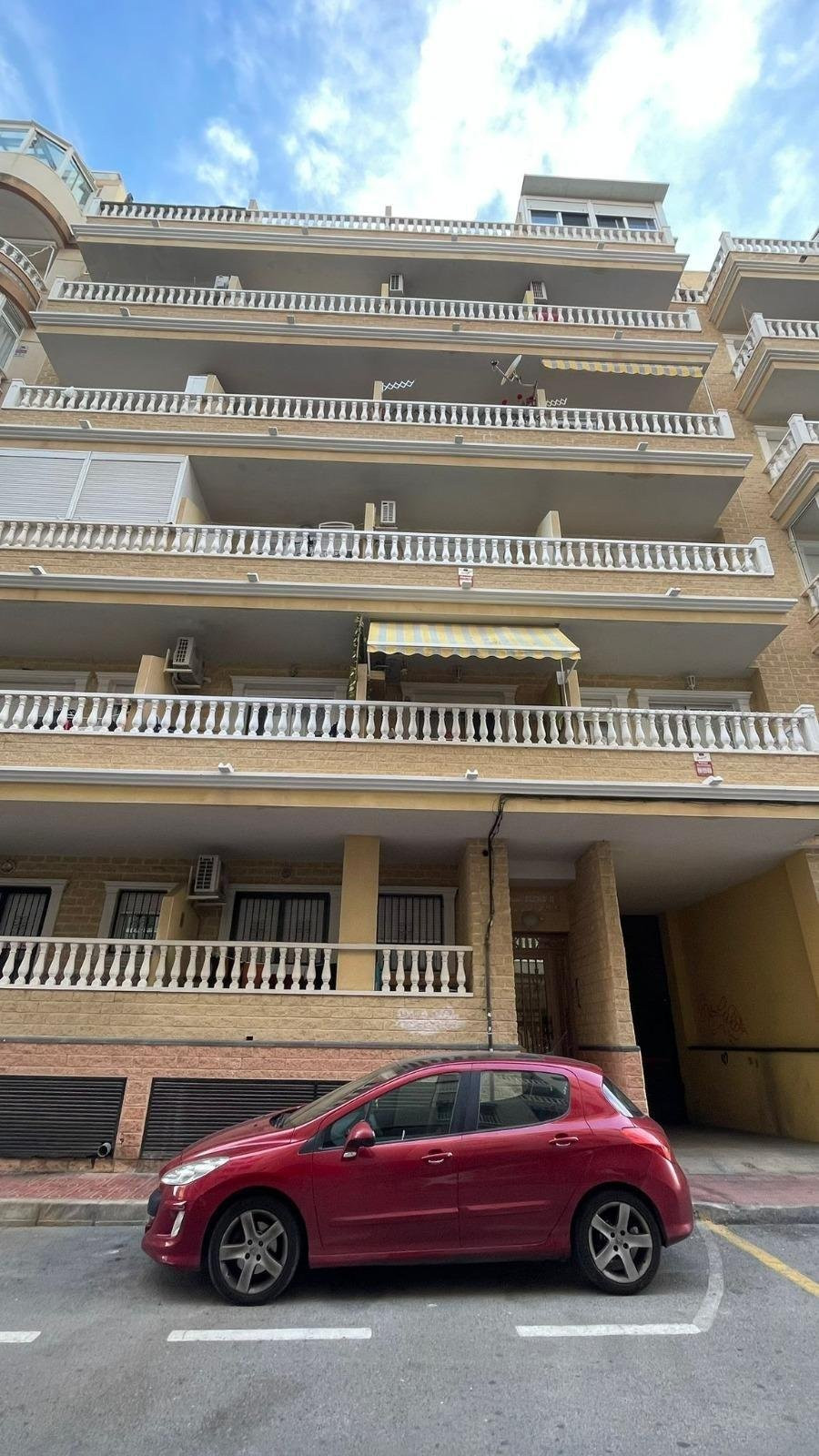 Apartment in Torrevieja - view 1