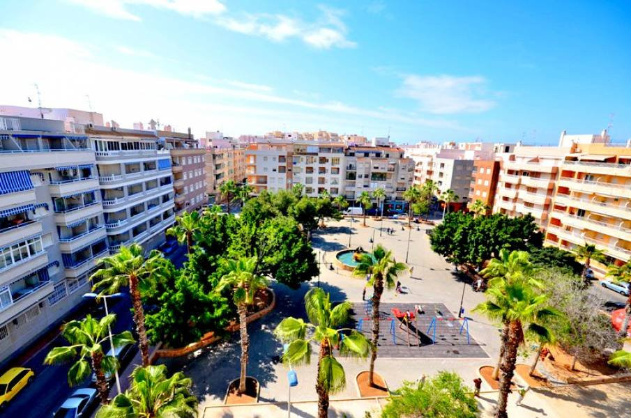 Apartment in Torrevieja - view 1
