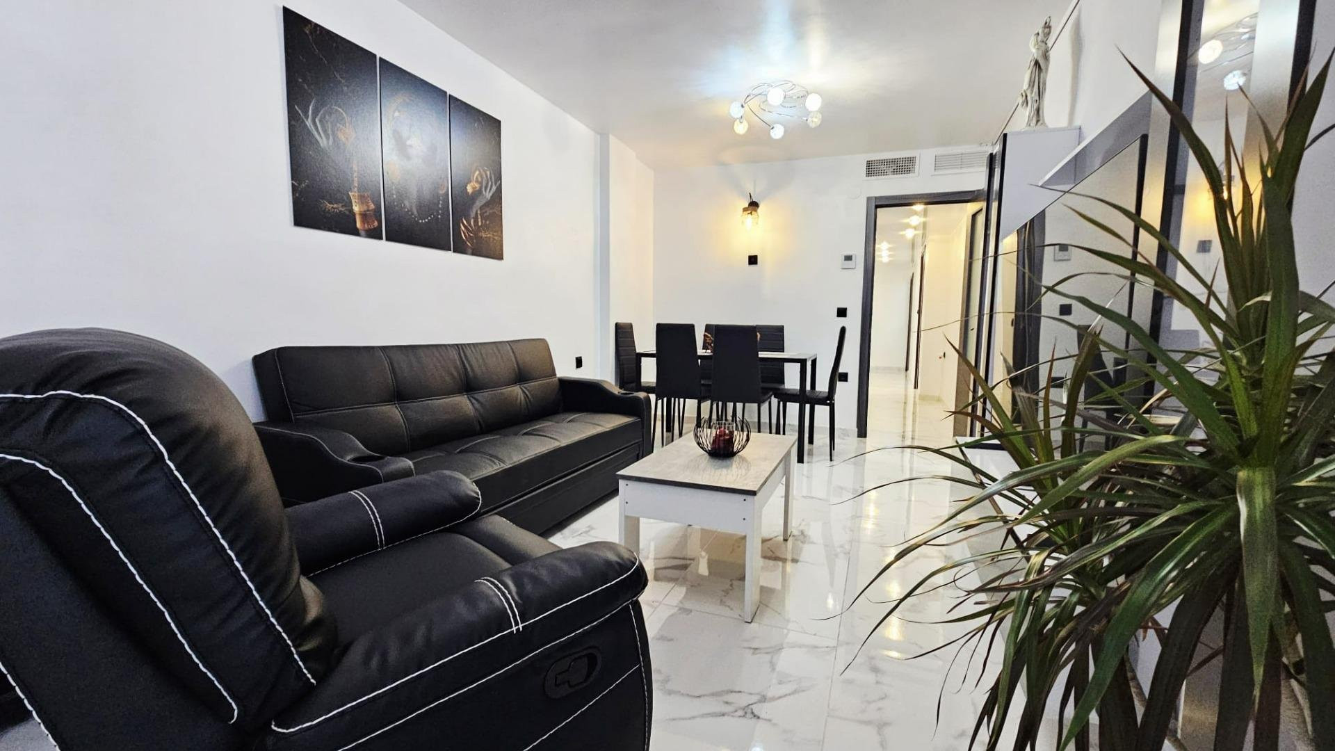 Apartment in Torrevieja - view 1