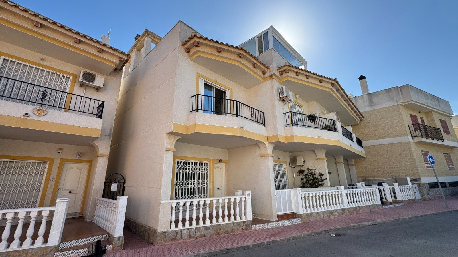 House in Casicas - view 1
