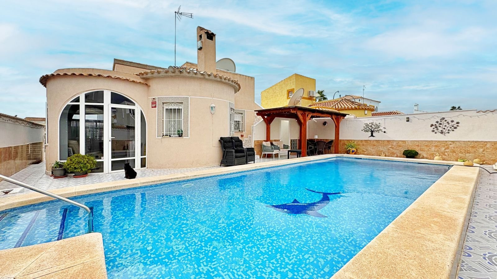Villa in Punta Prima - view 1