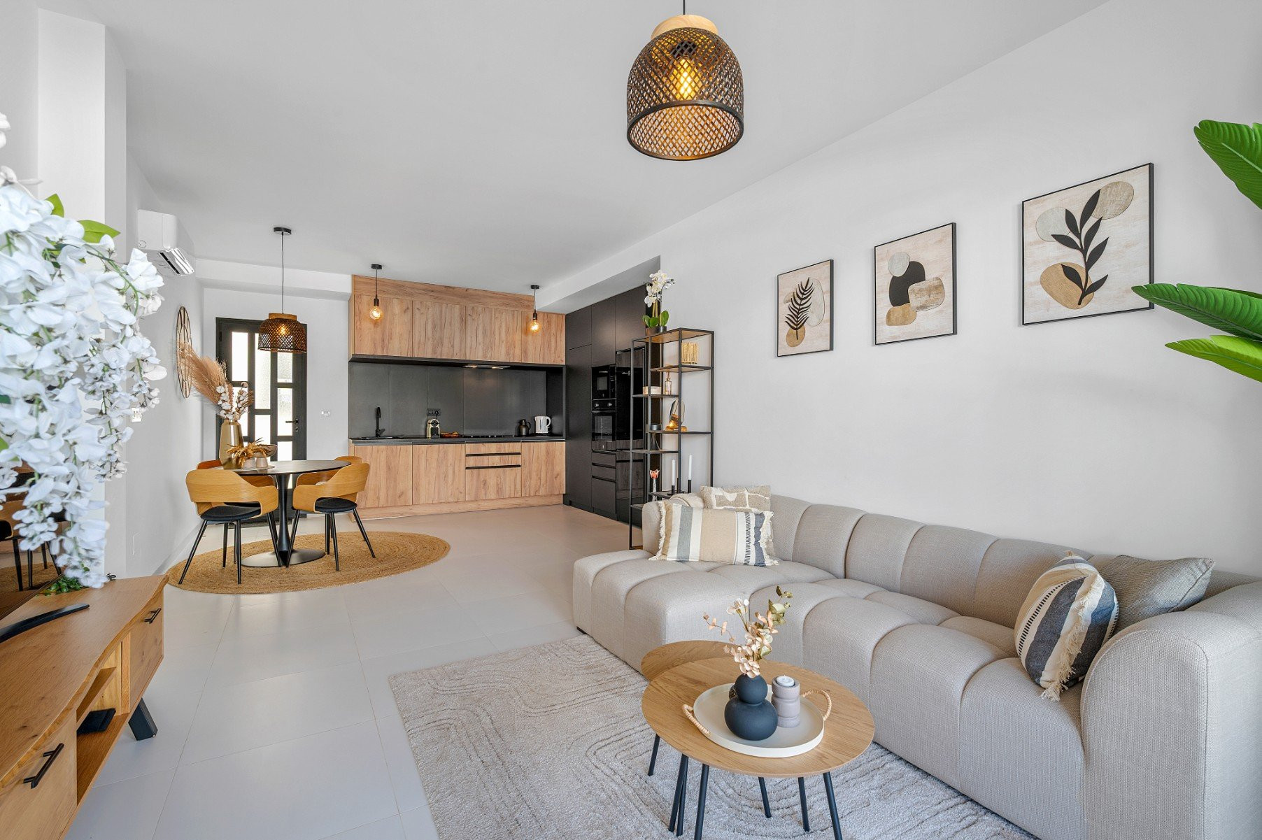 Apartment in San Miguel de Salinas - view 1