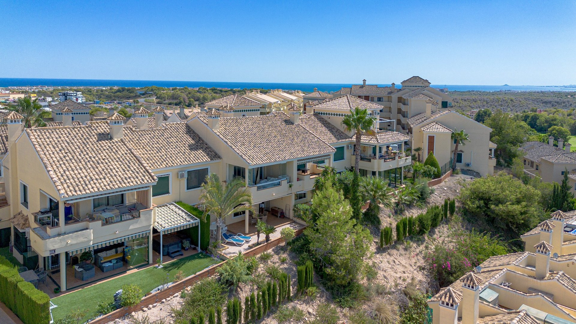 Apartment in Dehesa de Campoamor - view 1