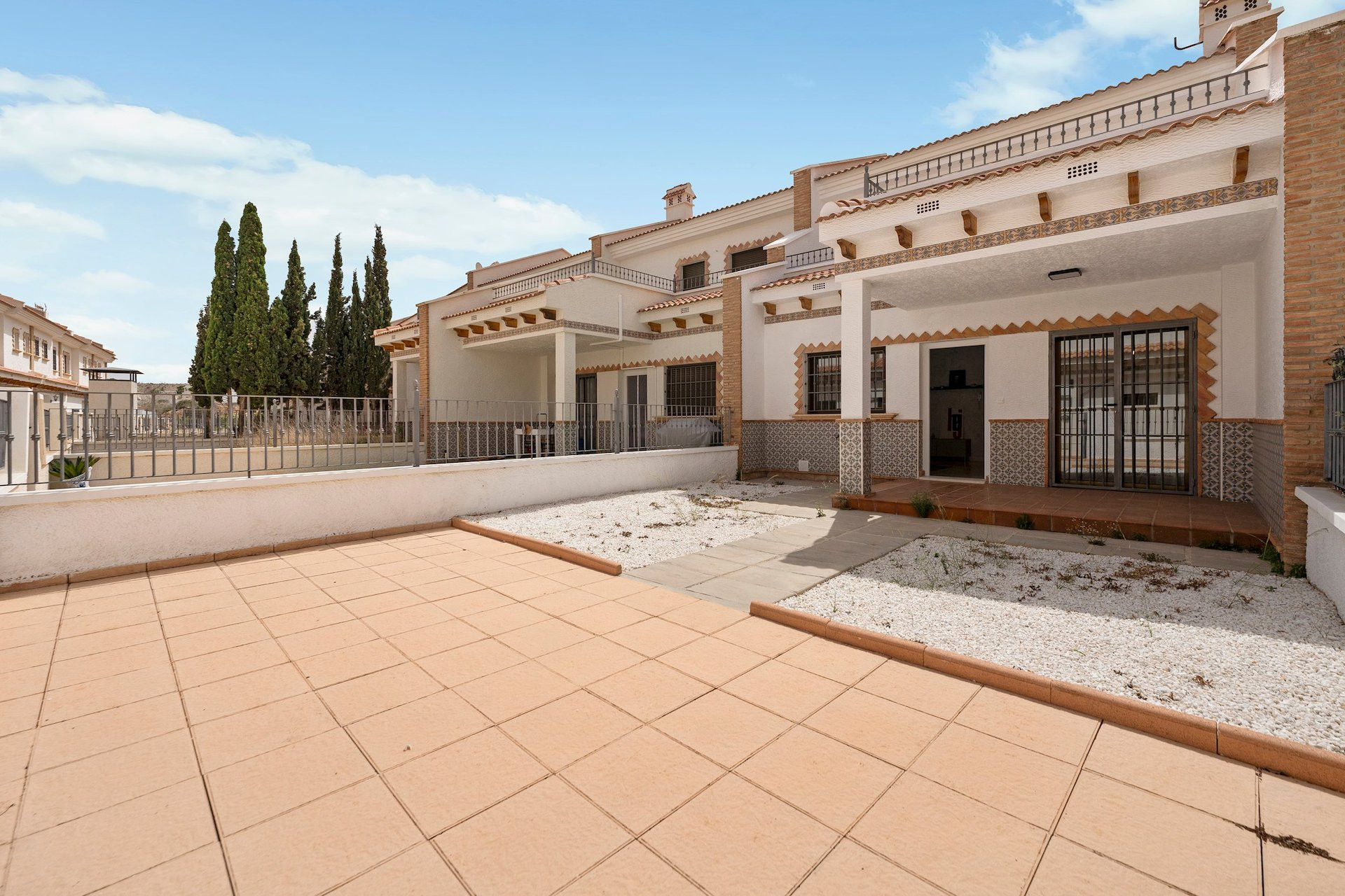 House in San Miguel de Salinas - view 1