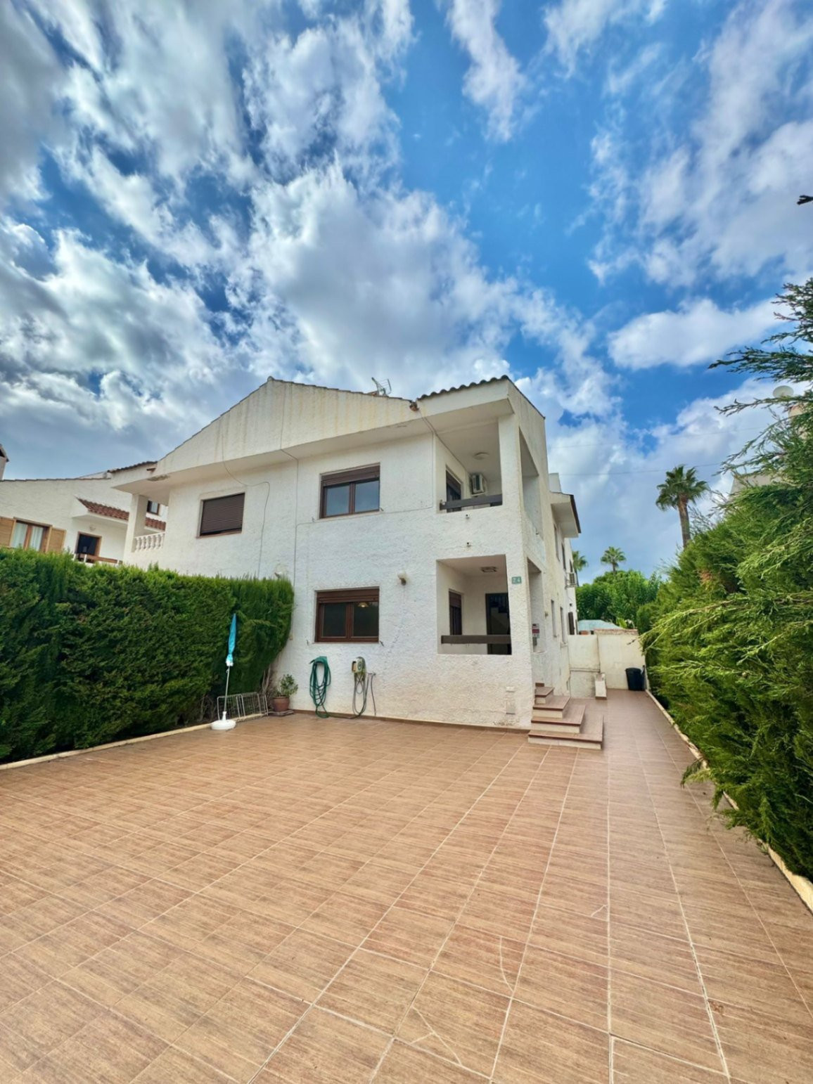 Villa in l'Alfas del Pi - view 1