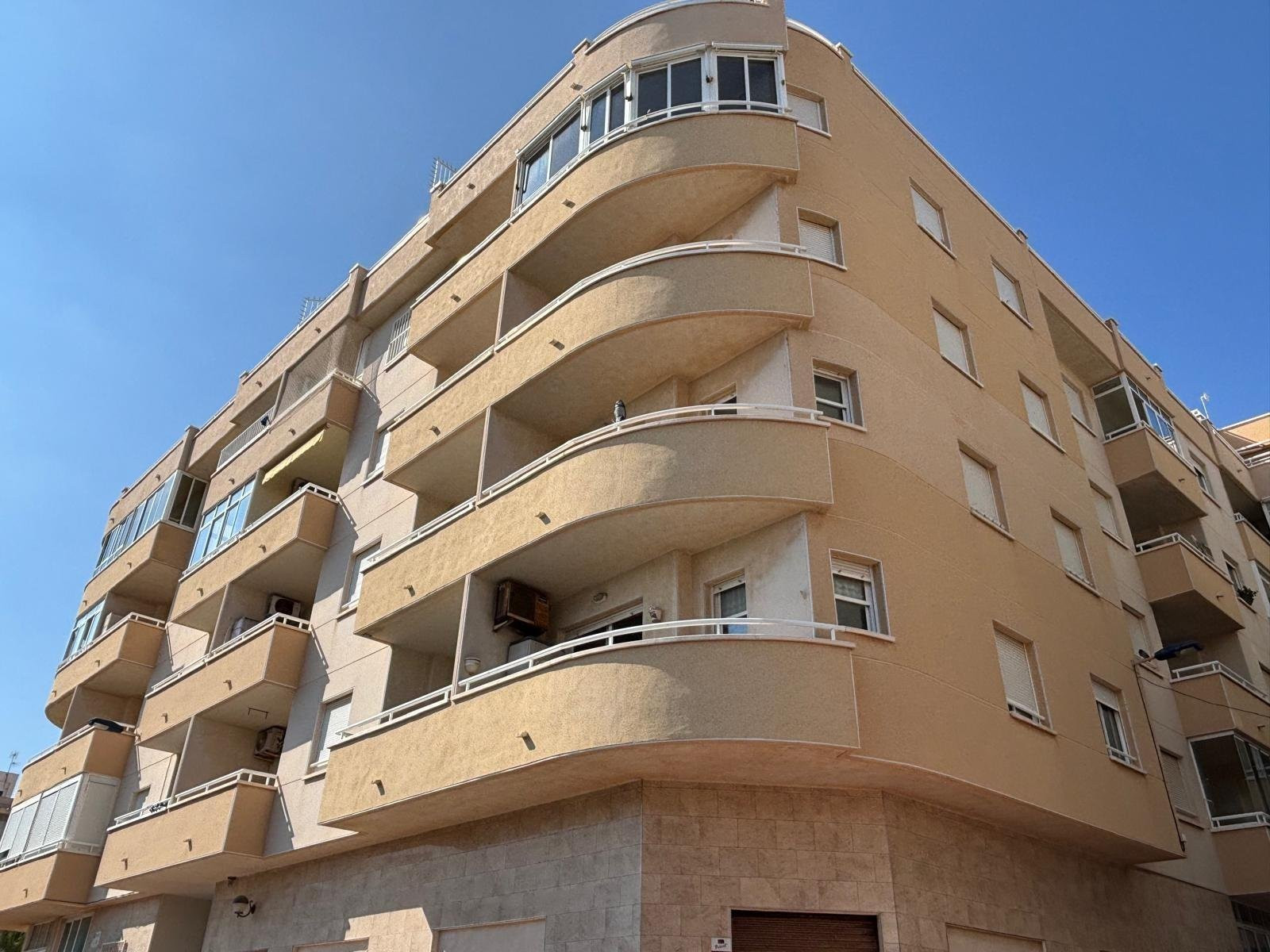 Apartment in Torrevieja - view 1