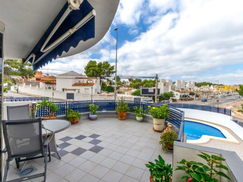 Apartment in San Miguel de Salinas - view 1