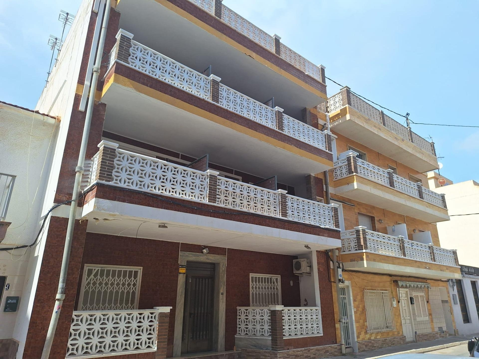 House in San Pedro del Pinatar - view 1