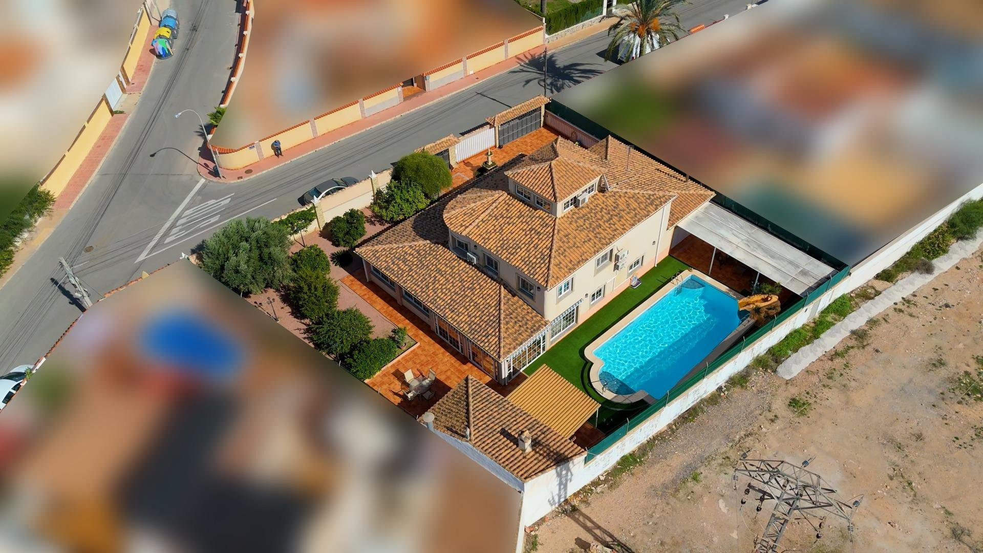 Villa in El Chaparral - view 1