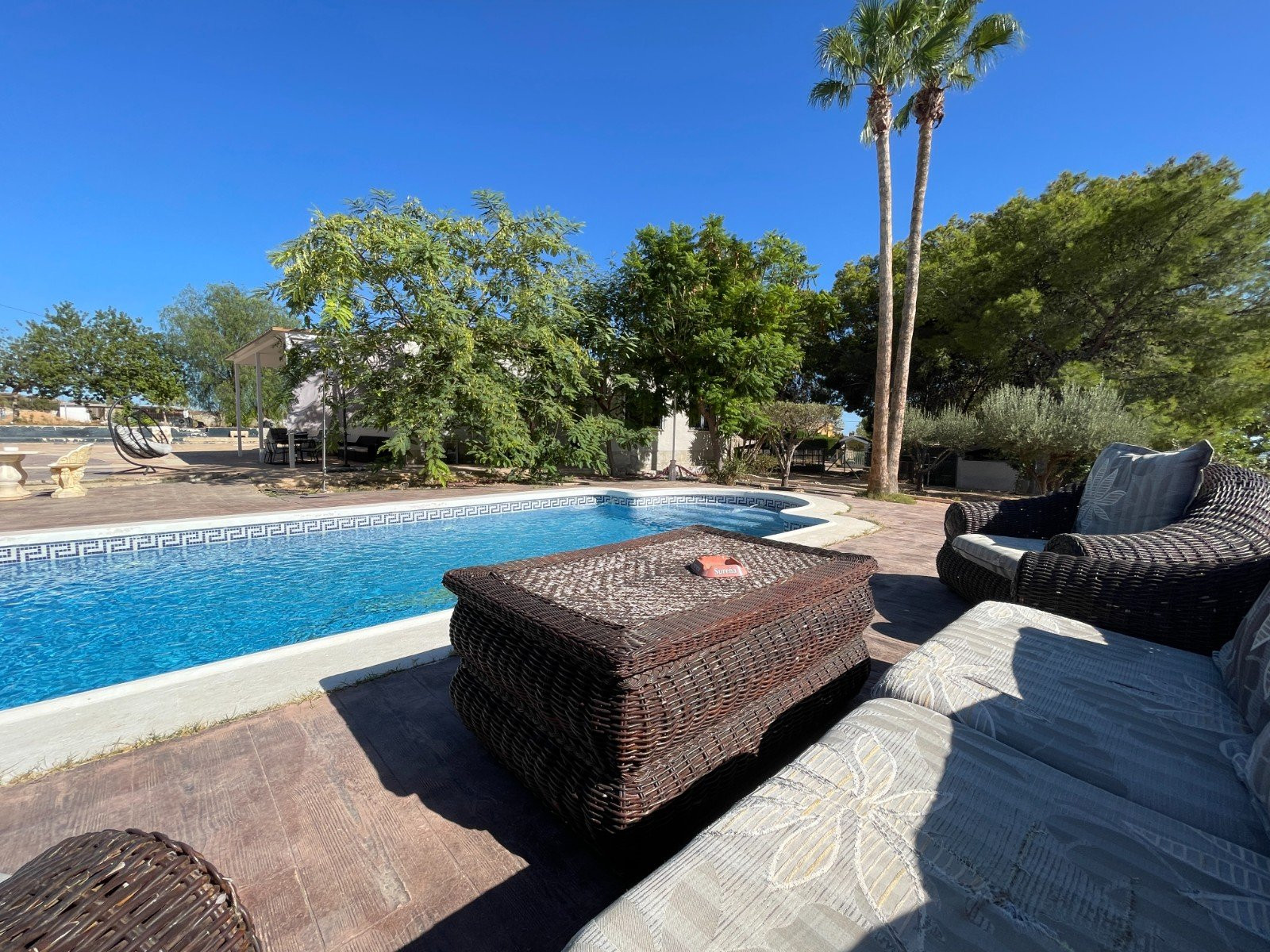 Villa in Elche - view 1
