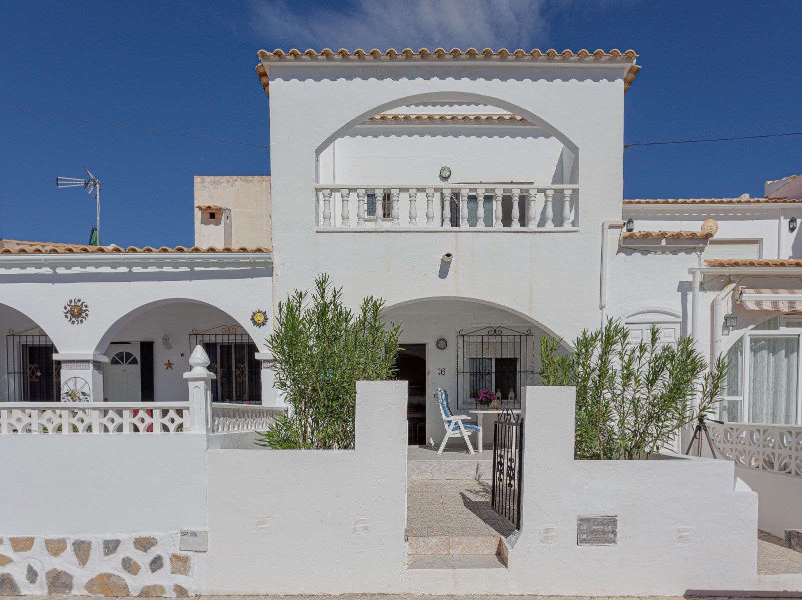 Villa in Urbanizacion los Balcones - view 1