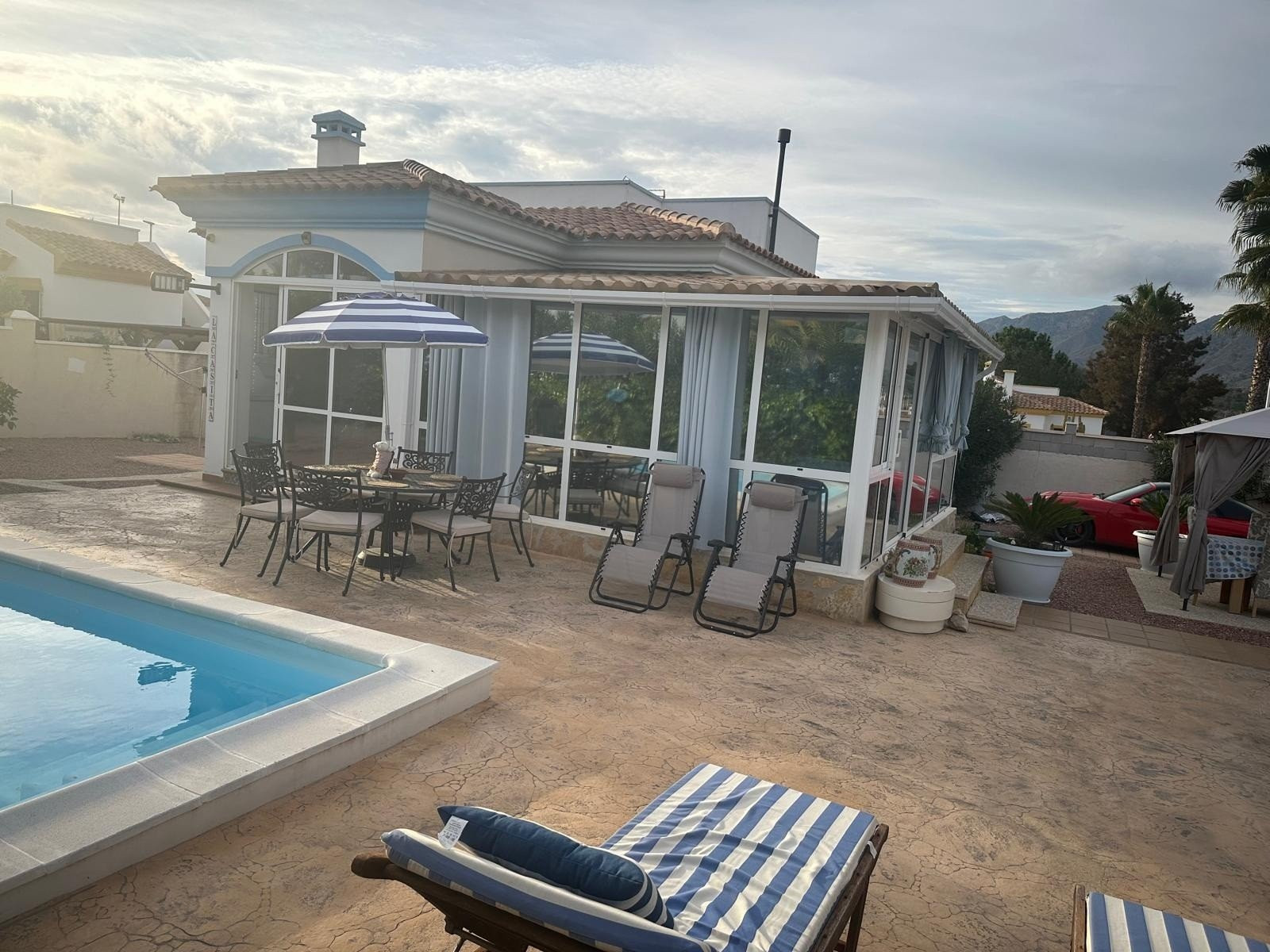 Villa in Tolomo - view 1