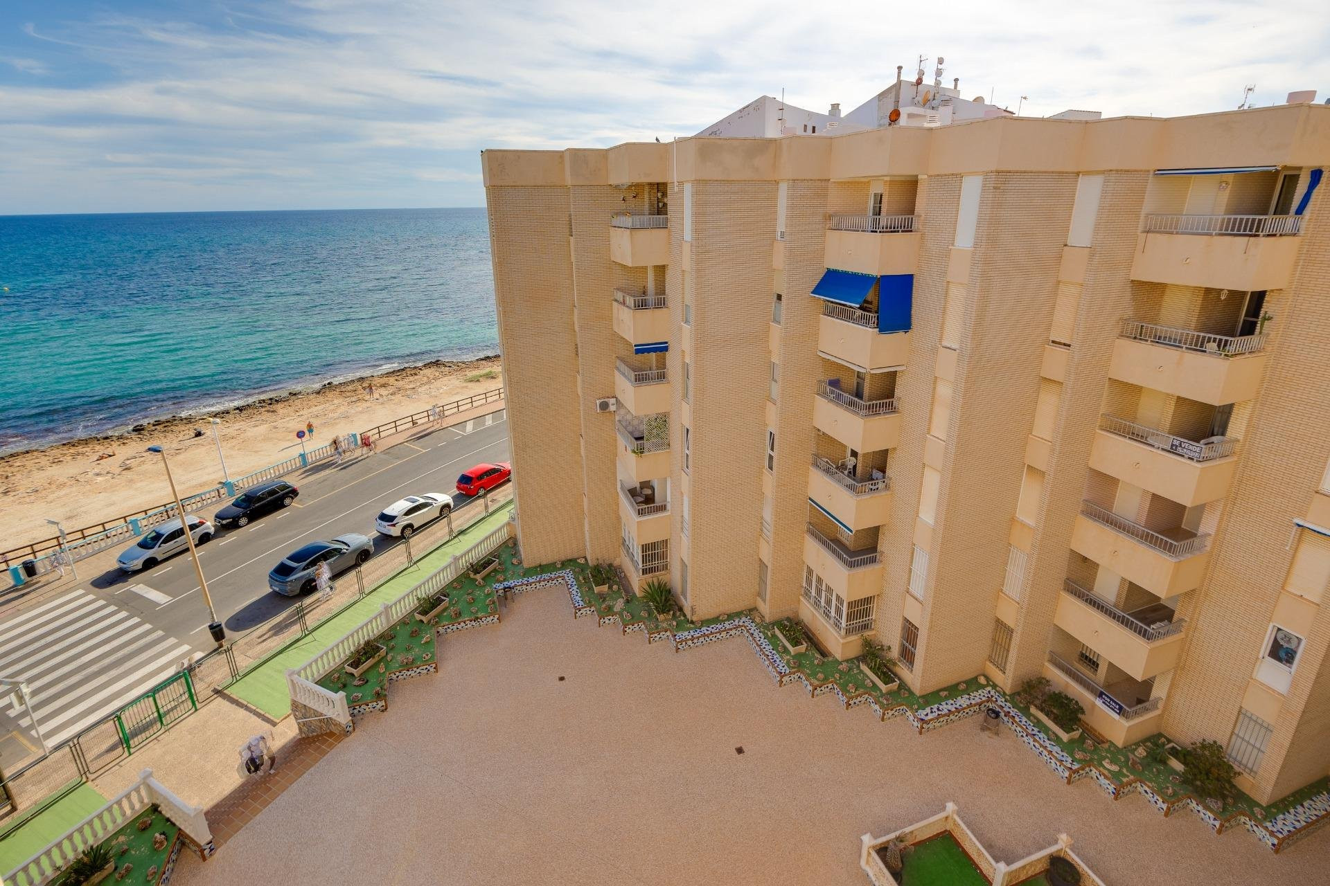 Apartment in Torrevieja - view 1