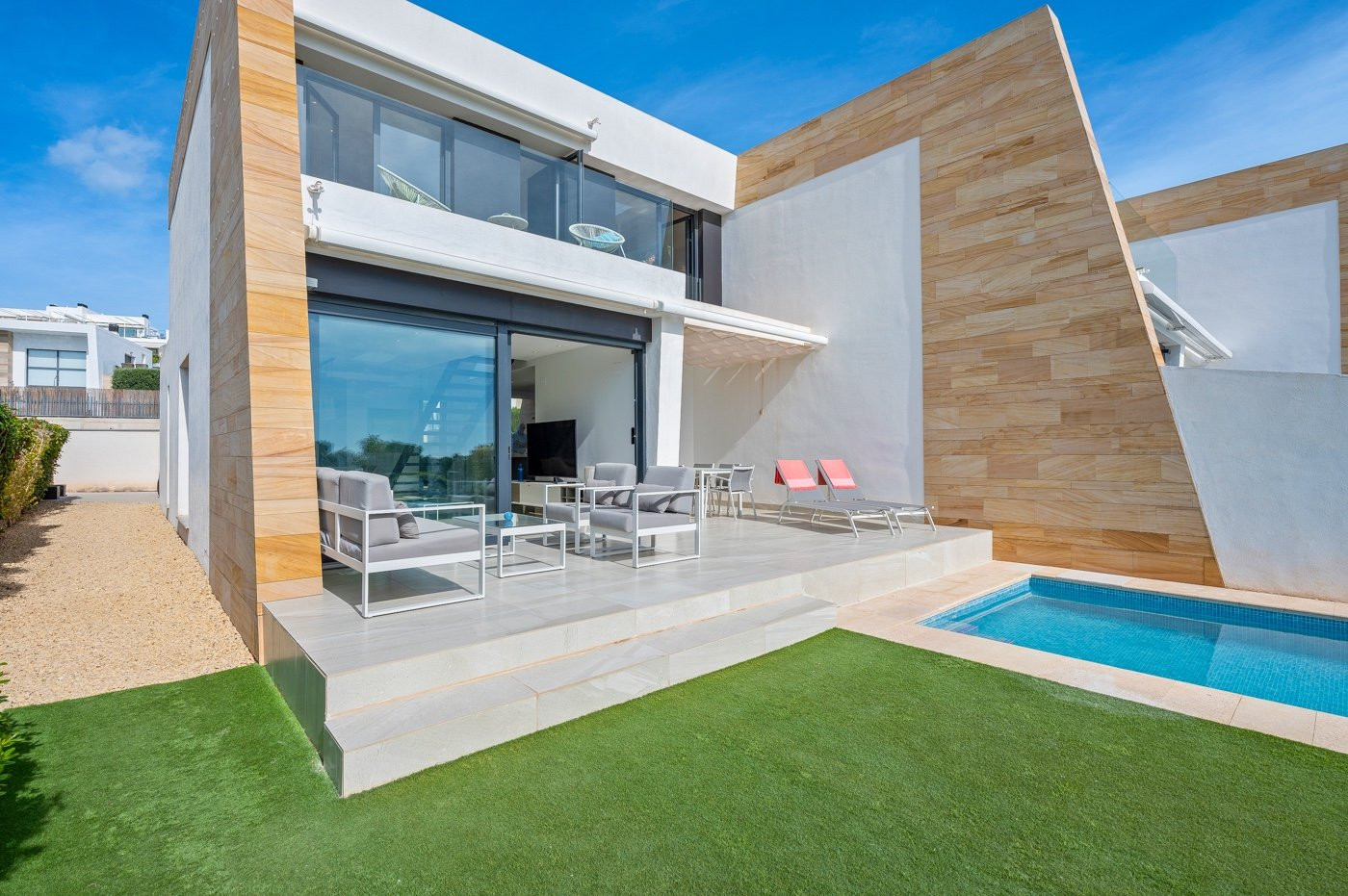 Villa in Urbanizacion los Balcones - view 1