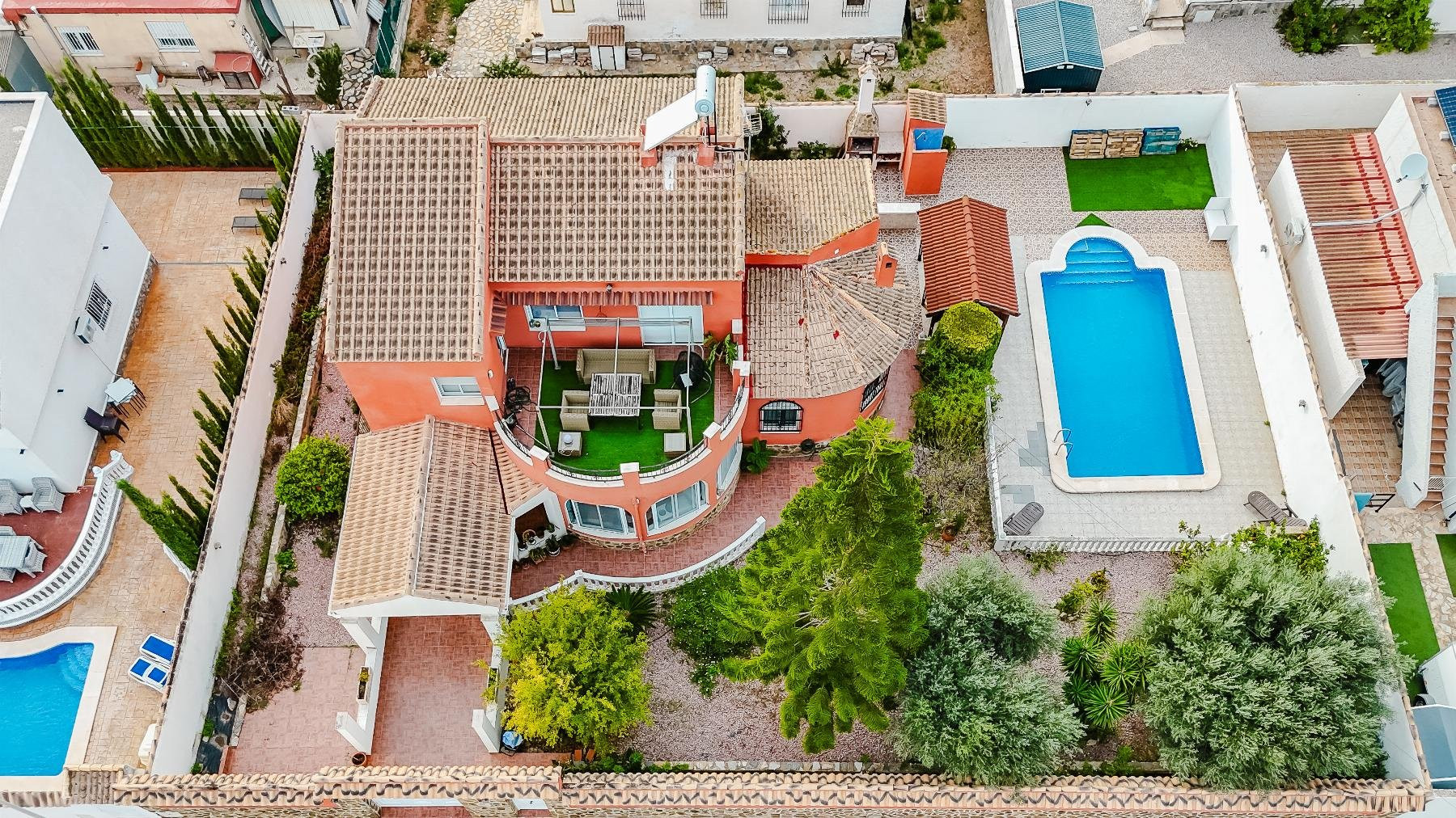 Villa in El Chaparral - view 1