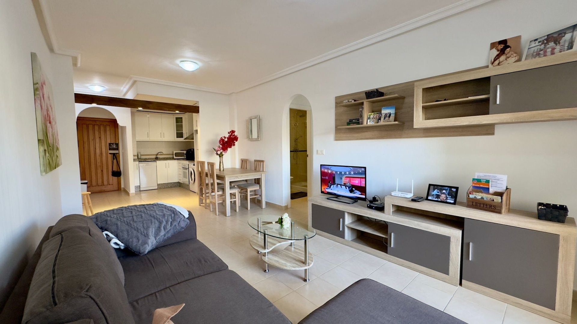 Apartment in Villamartin - view 1