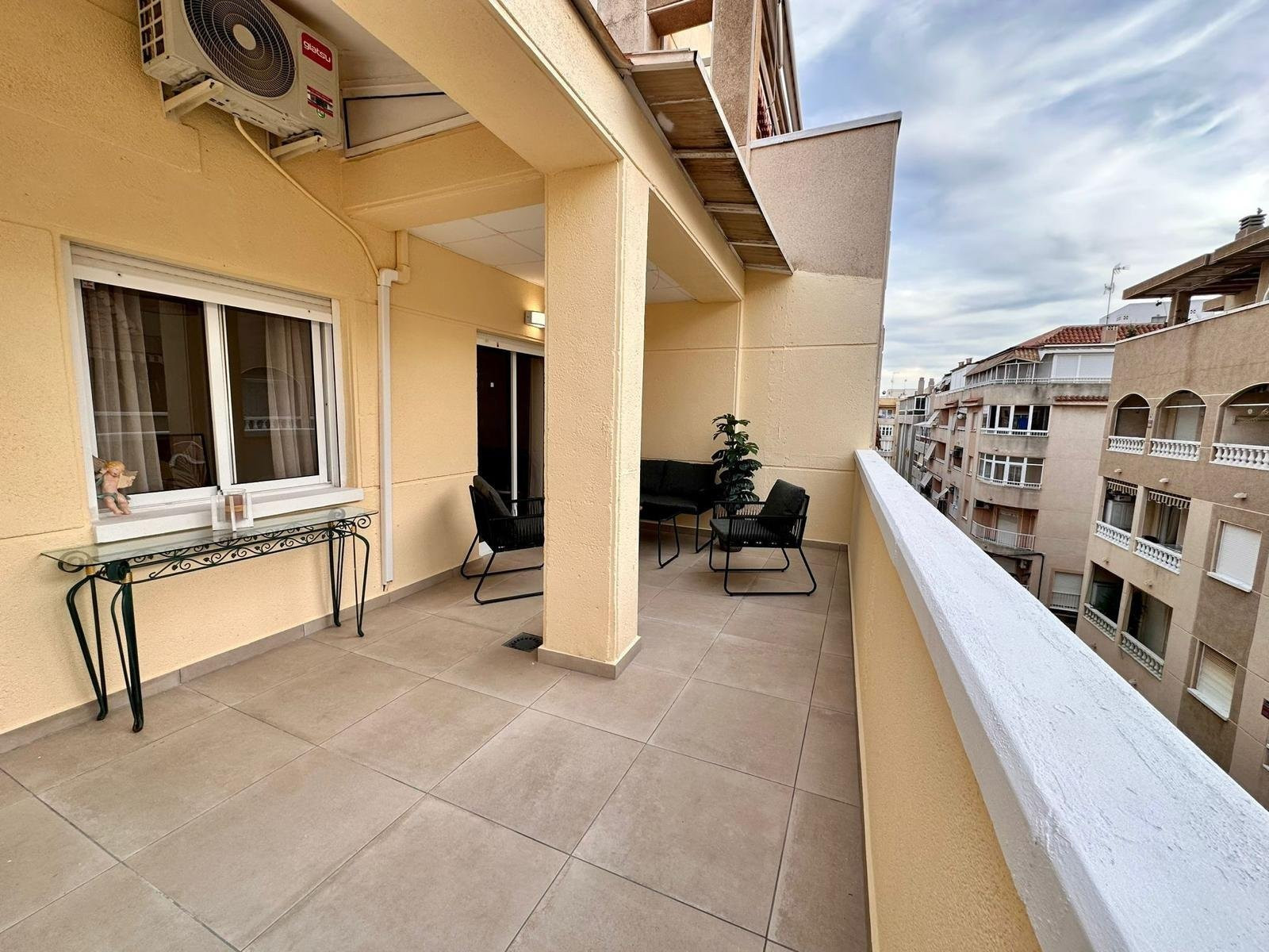 Apartment in Torrevieja - view 1