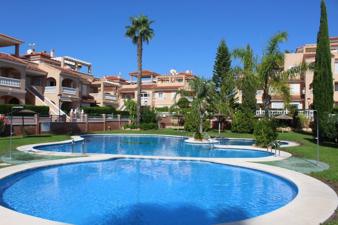 Apartment in Playa Flamenca - view 1