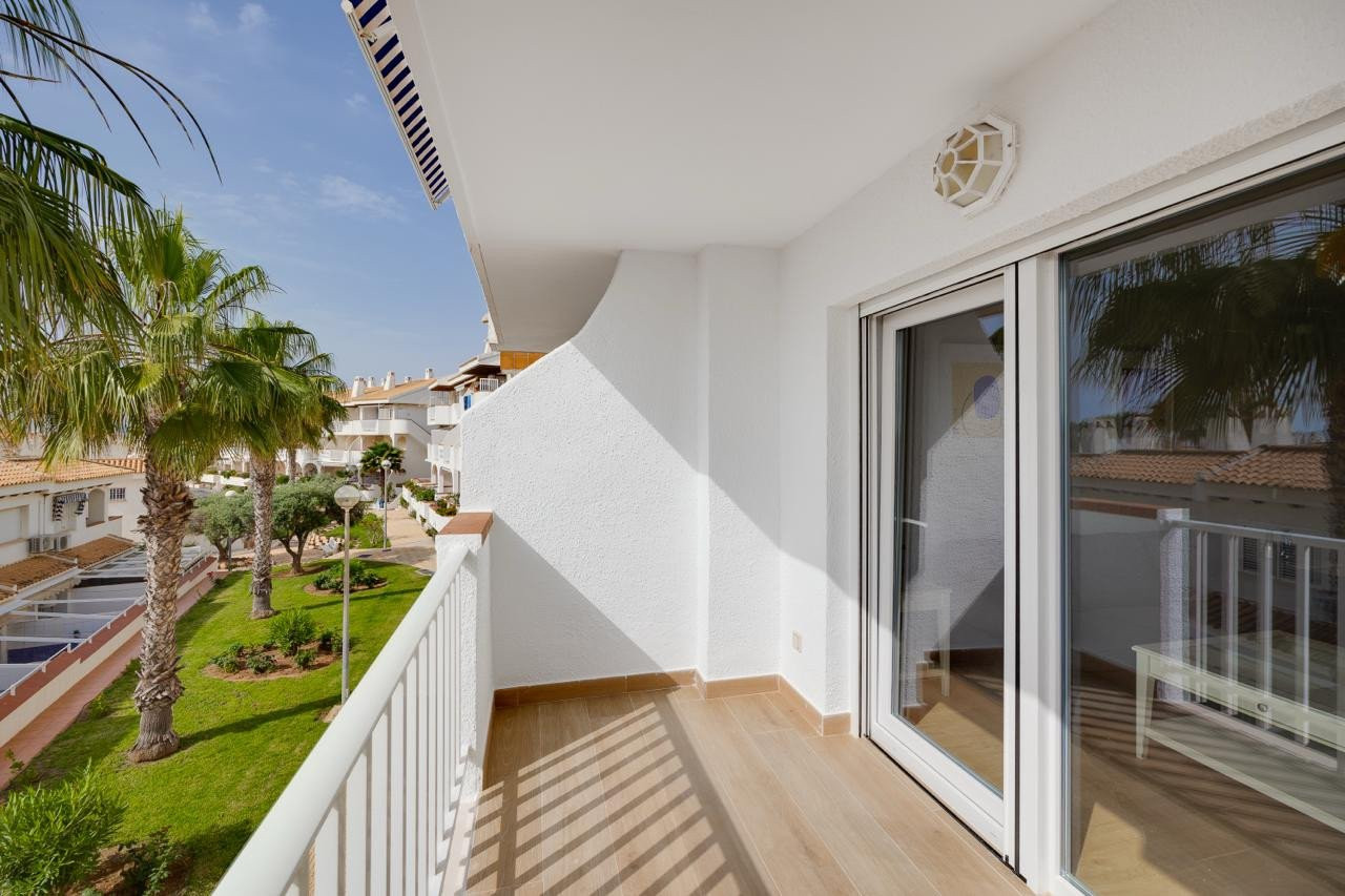 Apartment in Playa Flamenca - view 1