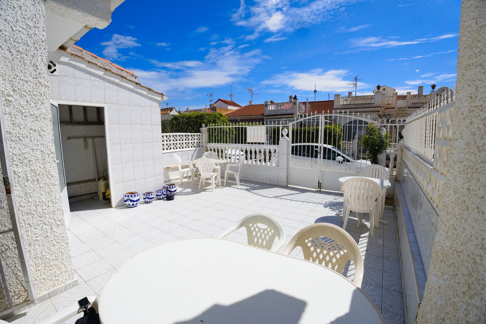House in Alicante - view 1