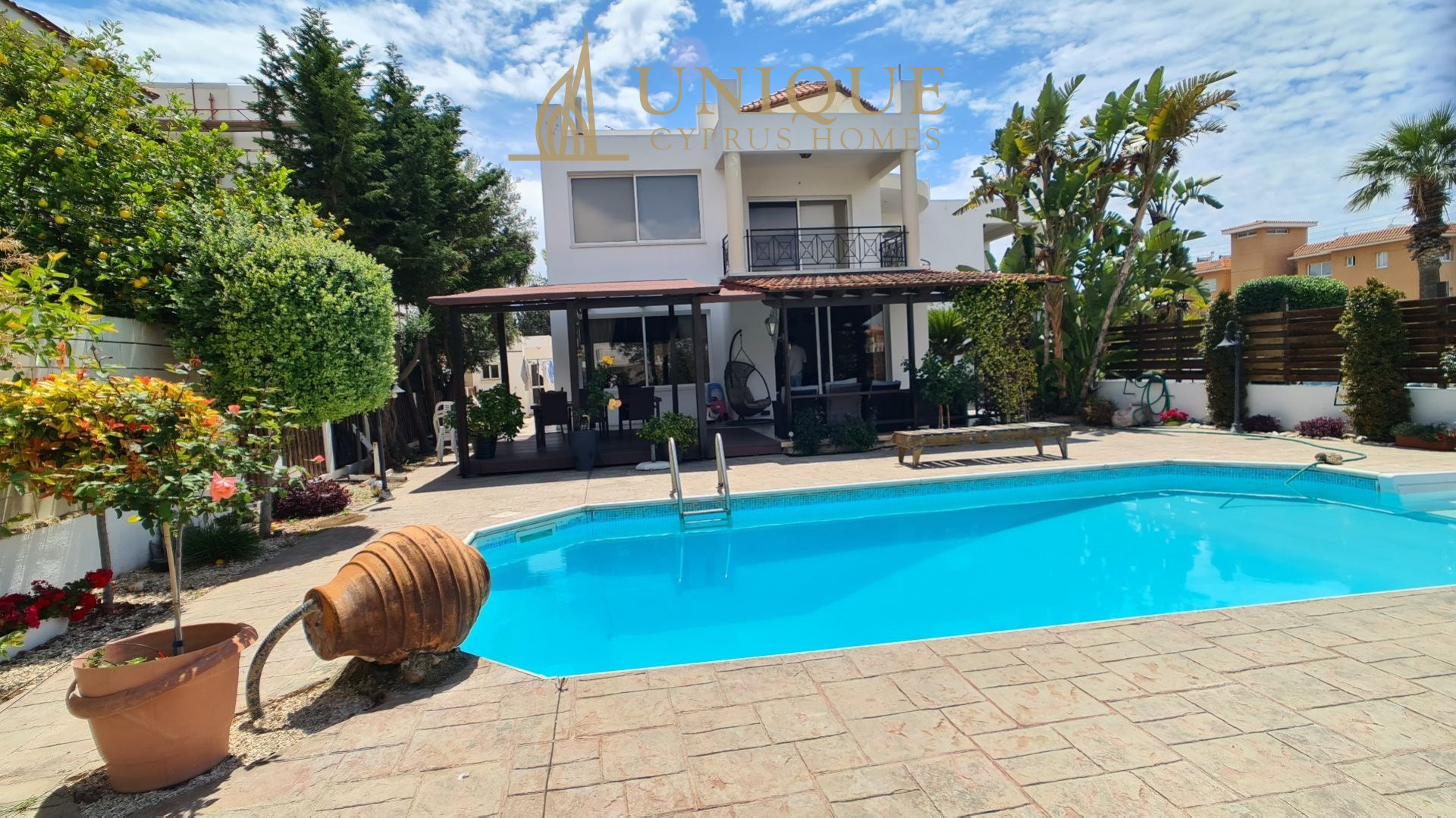 House in Kato Paphos - view 1