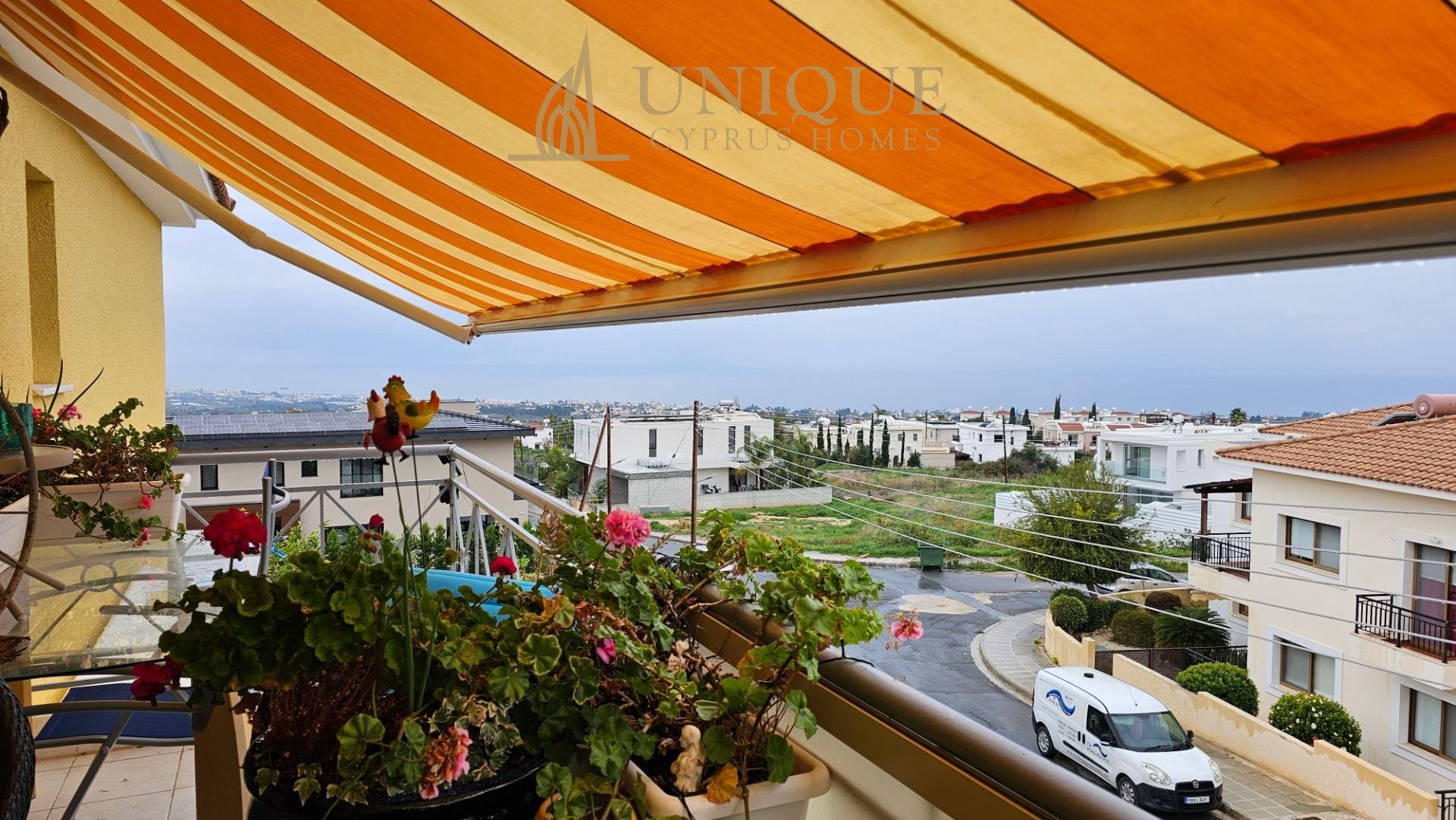 Apartment in Tala - view 1