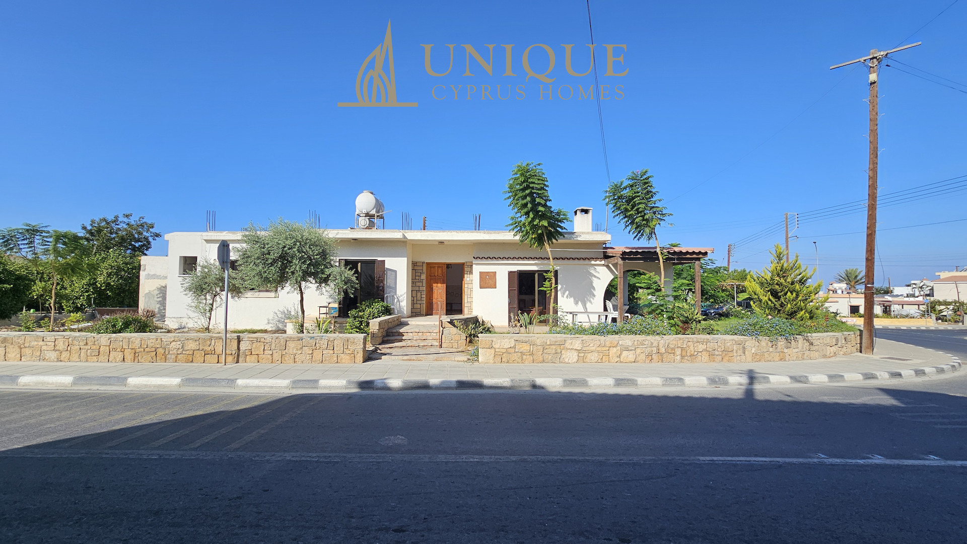 House in Chlorakas - view 1