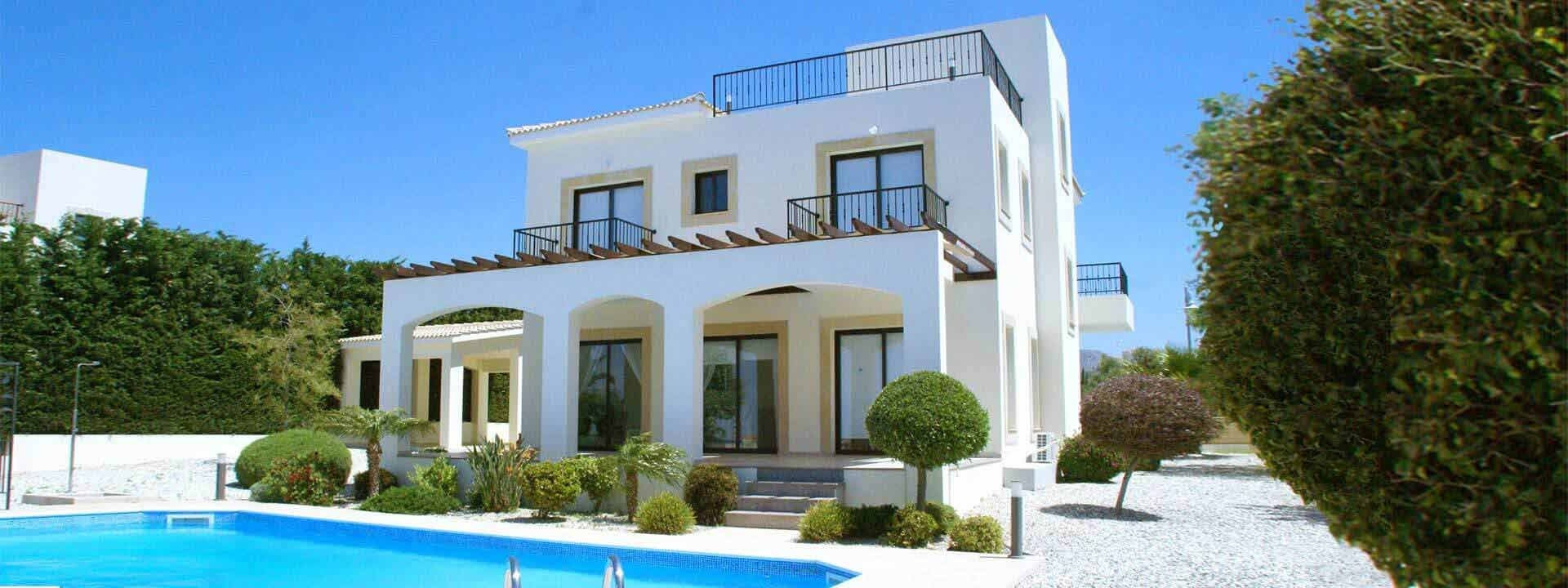 Villa in Kouklia - view 1