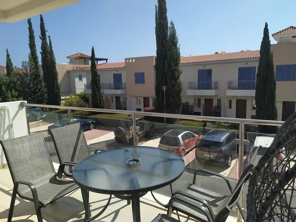 Apartment in Paphos - view 1