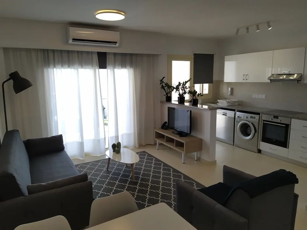 Apartment in Paphos - view 1