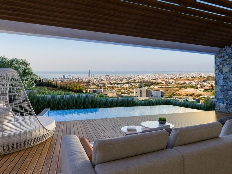 House in Germasogeia - view 1